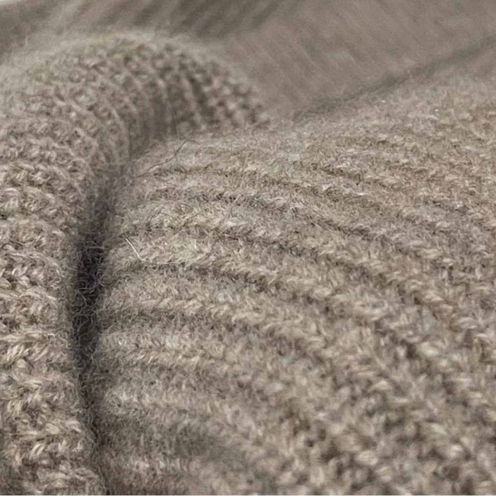 Brunello Cucinelli 100% cashmere cardigan - Picture 4 of 15
